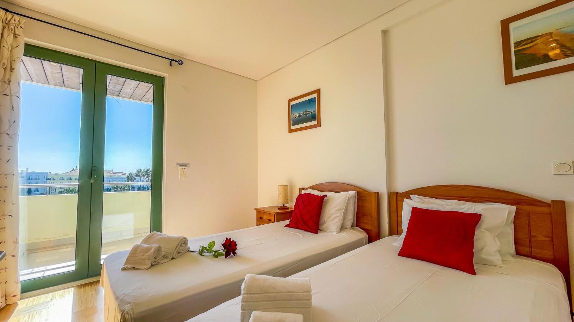 Aquamar Sunset T2 By Hsr Marina Vilamoura كوارتيرا المظهر الخارجي الصورة